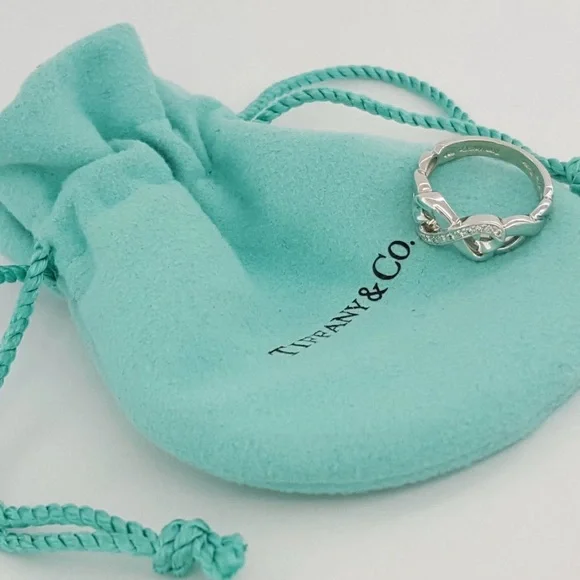 Tiffany & Co Paloma Picasso Double Loving Heart Ring 18K White Gold Diamonds - Picture 7 of 7